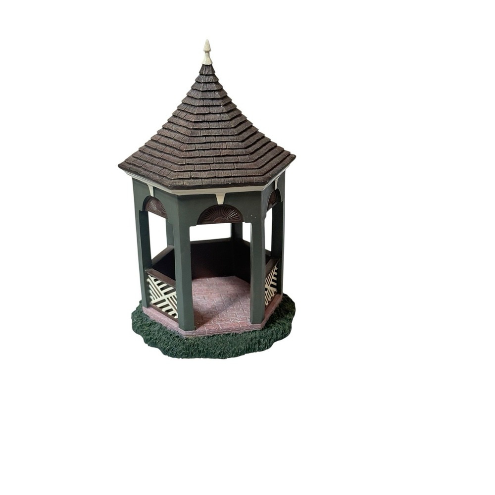 Lang &‎ Wise Colonial Williamsburg Collectible Garden Gazebo No Box Preowned